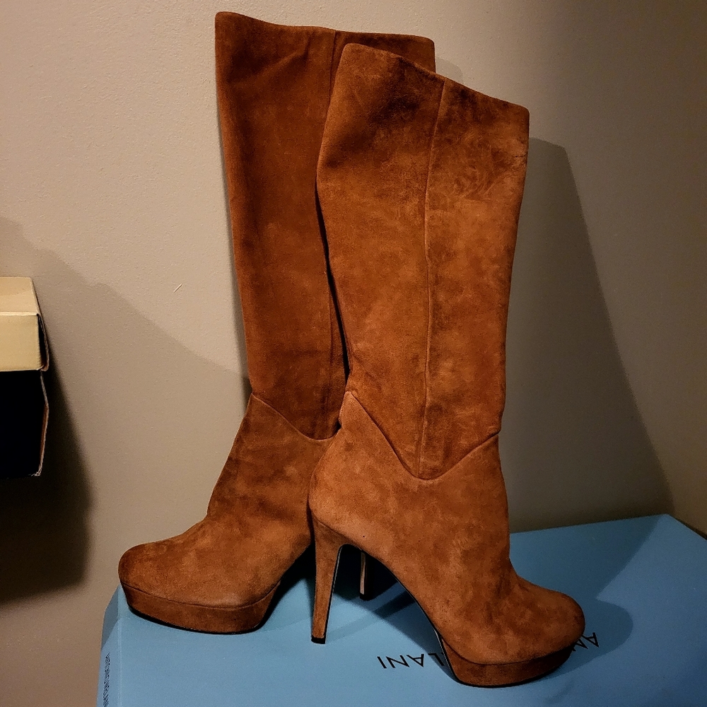 Womens suede boots